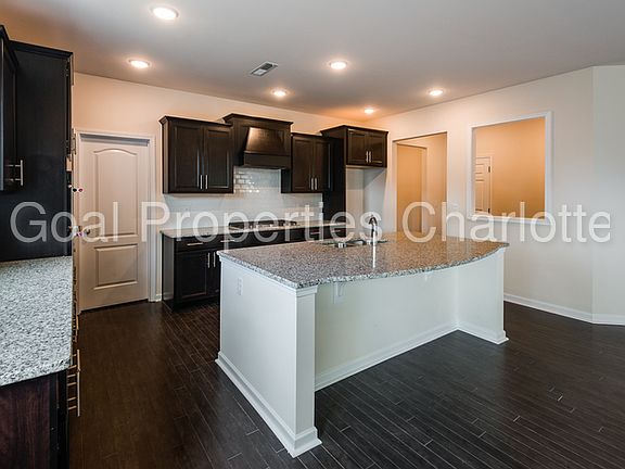 2nd image of 149 Farmers Folly Dr