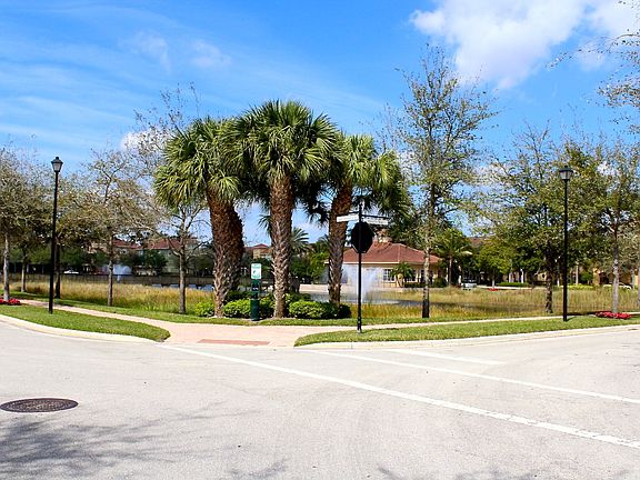 4th image of 2458 San Pietro Cir