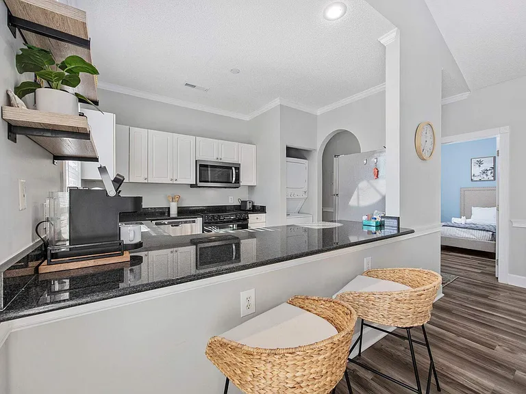 Wild Iris Dr — Photo 18