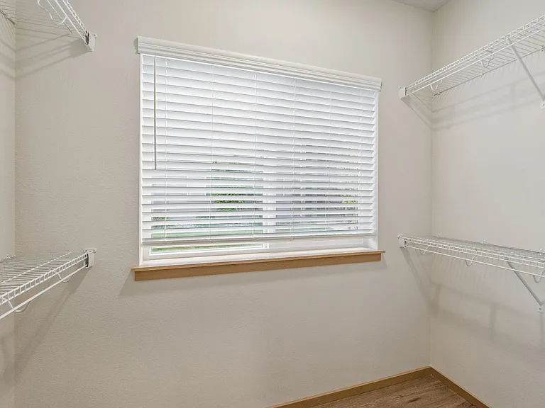 Ridgeline Apartments — Photo 48