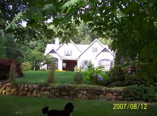 6 Colonial Dr, Amesbury, MA 01860