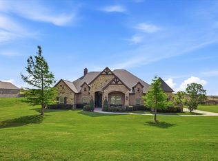 10700 San Simeon Ln, Fort Worth, TX 76179