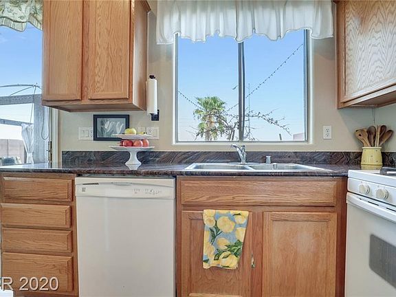 4th image of 248 Sweet Sugar Pine Dr