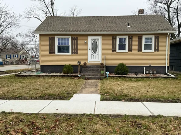 202 N Ernest St, Griffith, IN 46319