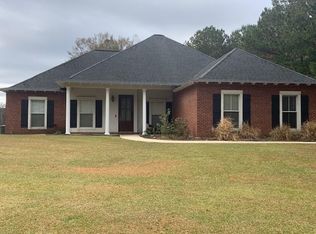11 Hanna Dr, Carriere, MS 39426