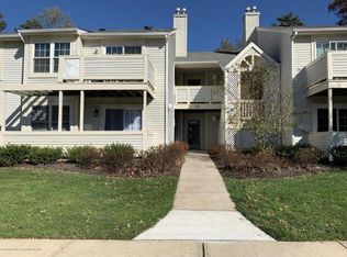 7 White Oak Ct, Howell, NJ 07731