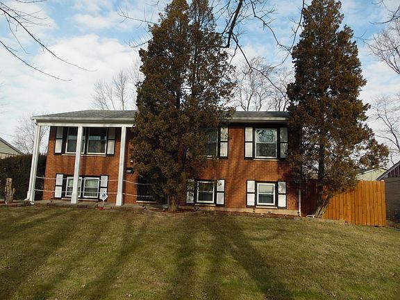 2nd image of 610 Ann Ln