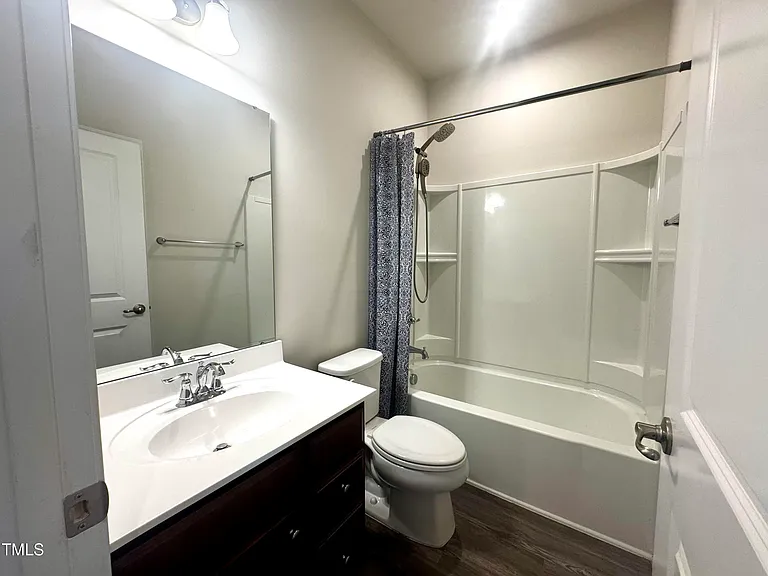 946 Channing Park Cir — Photo 41