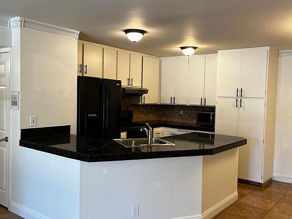 4th image of 3633 S Bear St Unit G