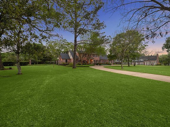 5th image of 6611 Riva Ridge Dr