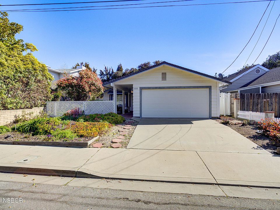 1st image of 208 McKinley St