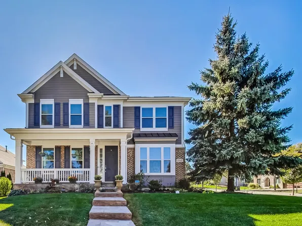 1067 Apple Blossom Ct, Lake Zurich, IL 60047