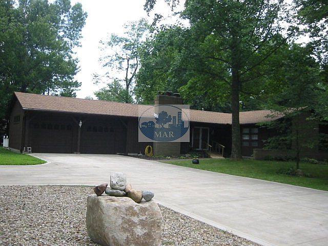 1st image of 795 Brentwood Dr