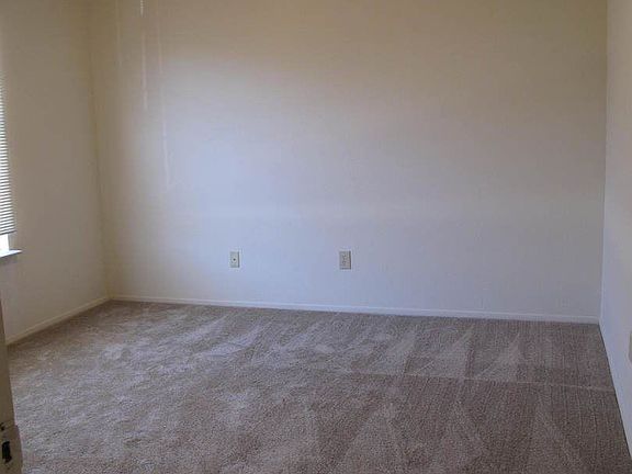 2nd image of 922 Fannin St APT 103