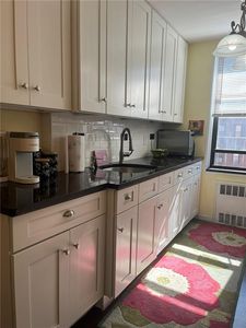 2229 Knapp St APT 4H, Brooklyn, NY, 11229