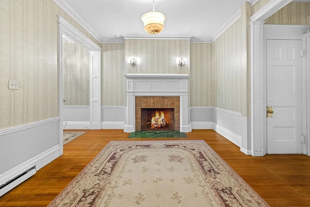 3 bed, 2.5 bath, 1882 sqft, $6,500 — Photo 4