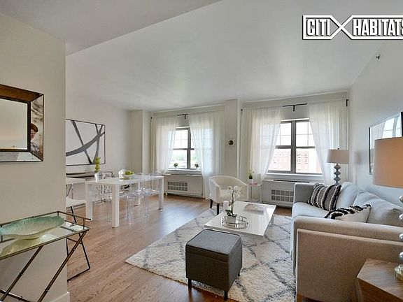 2nd image of 7525 153rd St APT 1137