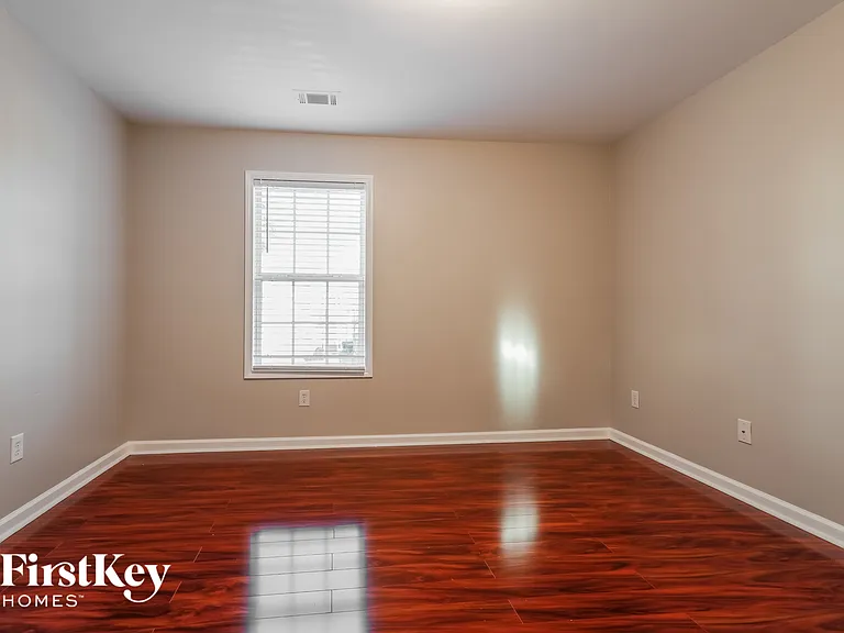 1528 Park Knoll Trl — Photo 10