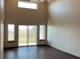 5417 S Huntwood Ave, Sioux Falls, SD 57108