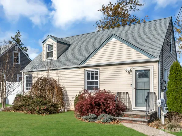 20 Burnet St, Avenel, NJ 07001