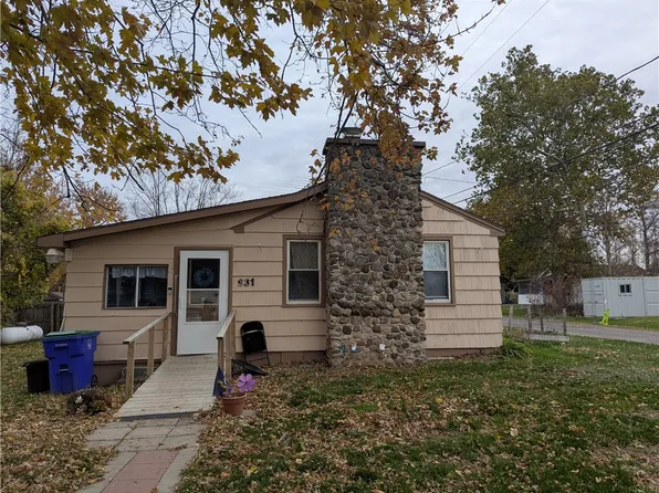931 Kirkwood St, Waterport, NY 14571