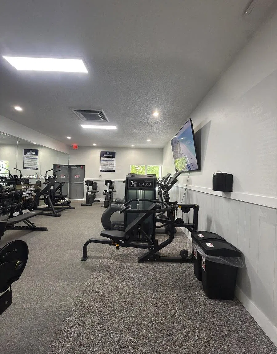 Avila Condo — Photo 2