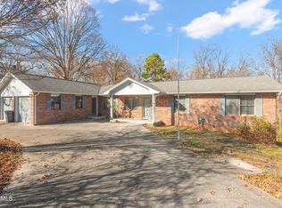 311 Highland Cir, Lenoir City, TN 37772