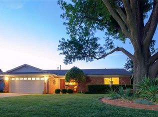 2919 Kent Dr, The Village, OK 73120