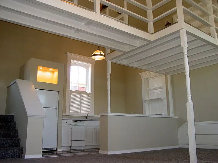 152 S Madison Ave #A — Photo 10