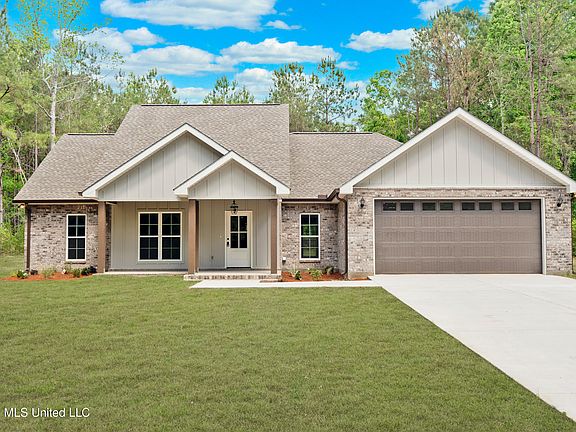 3rd image of 108 Hickory Rdg