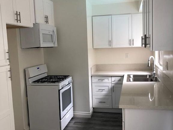 2nd image of 15022 Dickens St #9