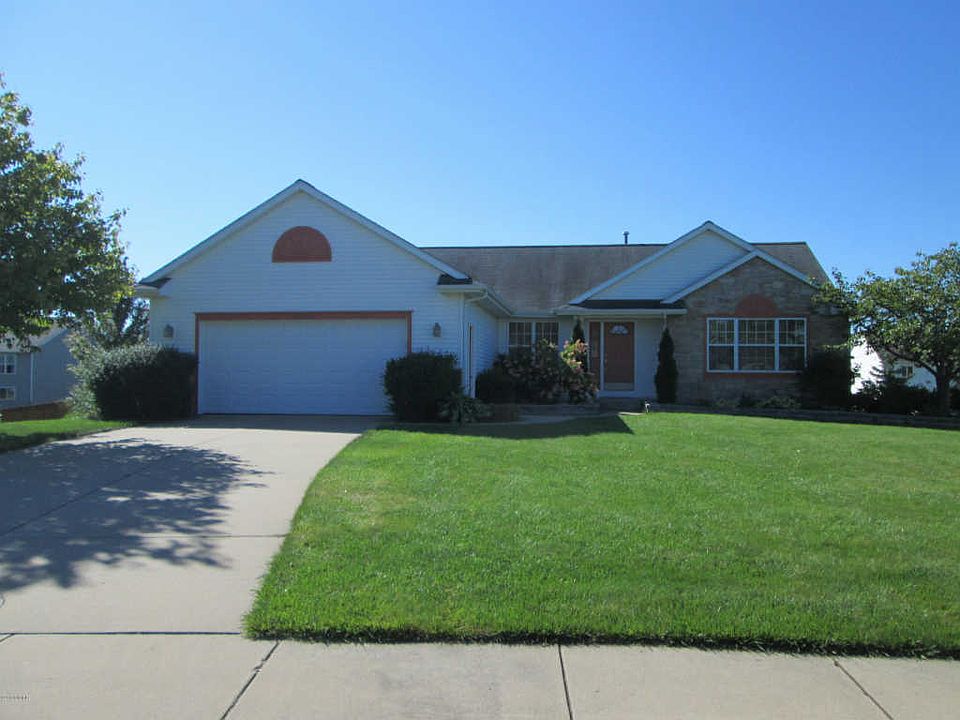 1st image of 3690 Bantam Dr