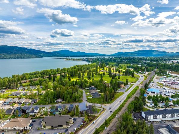 50 Carnelian Ave #203, Ponderay, ID 83852