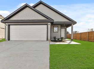 2445 Dahlia Dr, Fort Worth, TX 76123