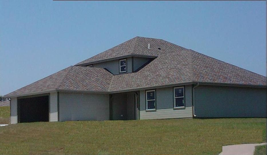 2nd image of 1506 Tamerisk Dr