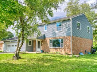 14 Hickory Dr, Chelsea, MI