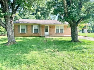 305 Hillcrest Dr, Mount Washington, KY 40047