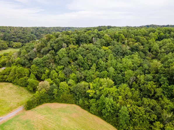 3045 Robert Skelley Rd, Columbia, TN 38401