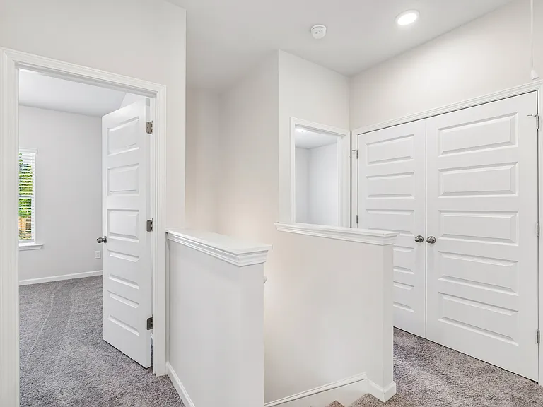 1017 Pinnacle Pkwy — Photo 21