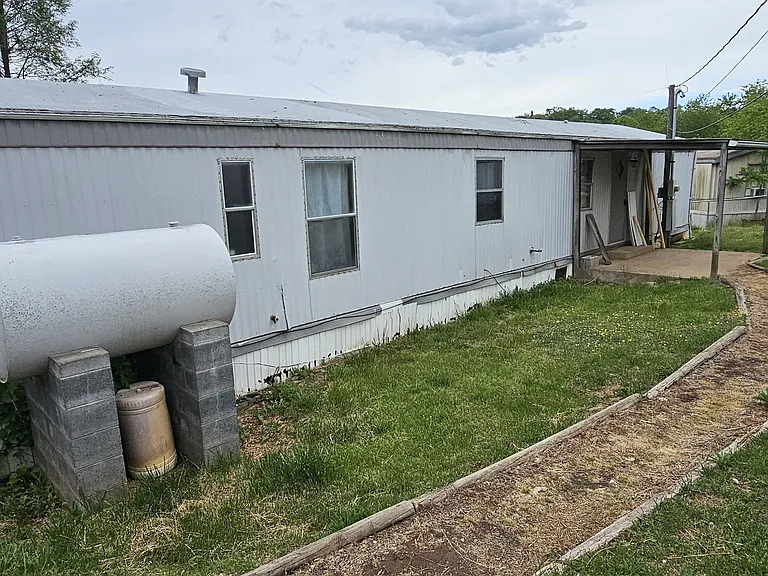 3 Beth Ln — Photo 2