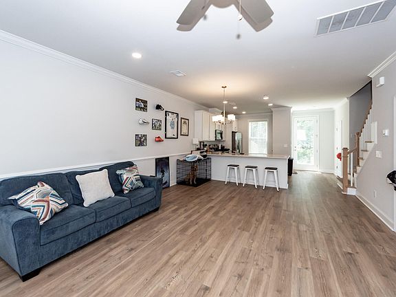 4th image of 513 Green Fern Dr