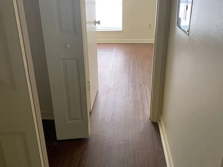 8220A Governor Dr — Photo 21