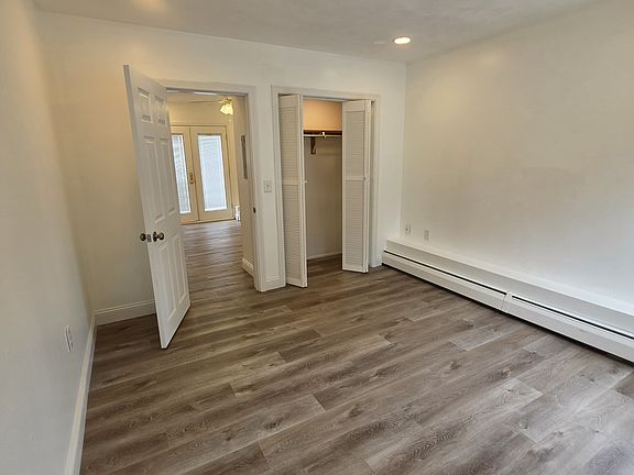 5th image of 39 Allendale Ave #1-R