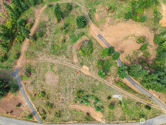 2nd image of 280 Bison Run Road