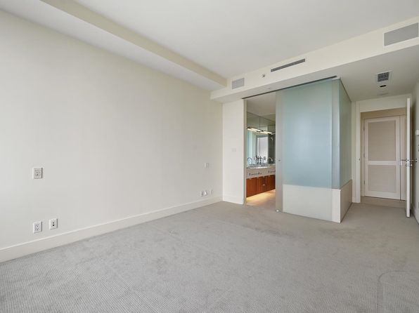 2 bedroom rental in Vancouver — photo 16