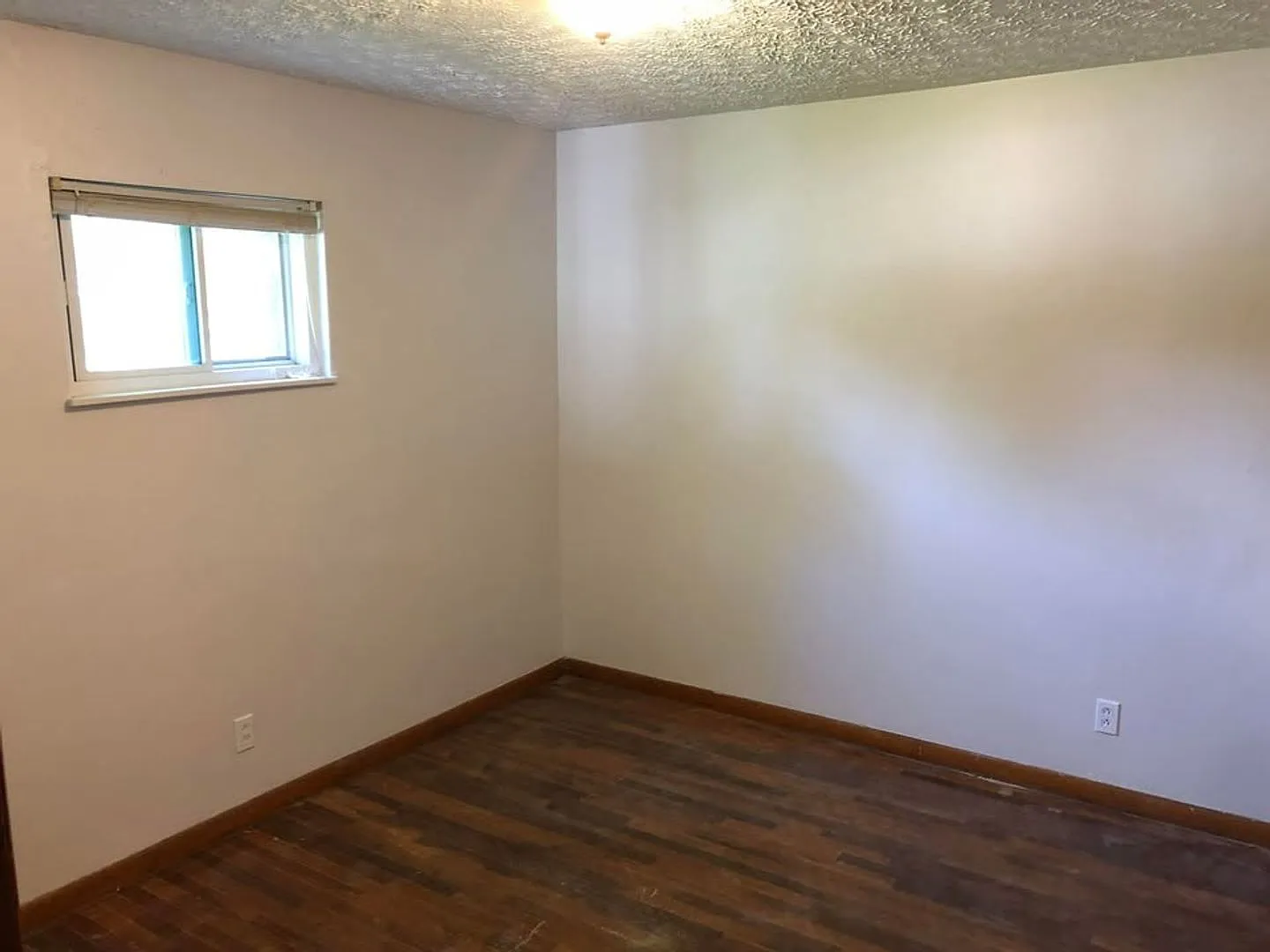 331 S Walnut | 2 — Photo 3