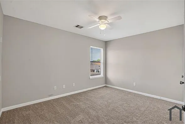 2923 Beacon Grove St — Photo 14