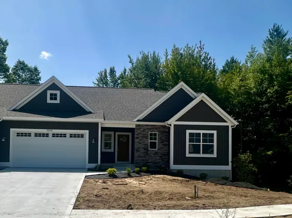 16248 Fort Myers Ave #13, Spring Lake, MI 49456