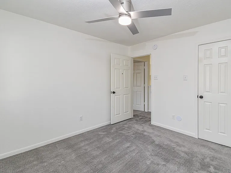 30611 Country Meadows Dr — Photo 27