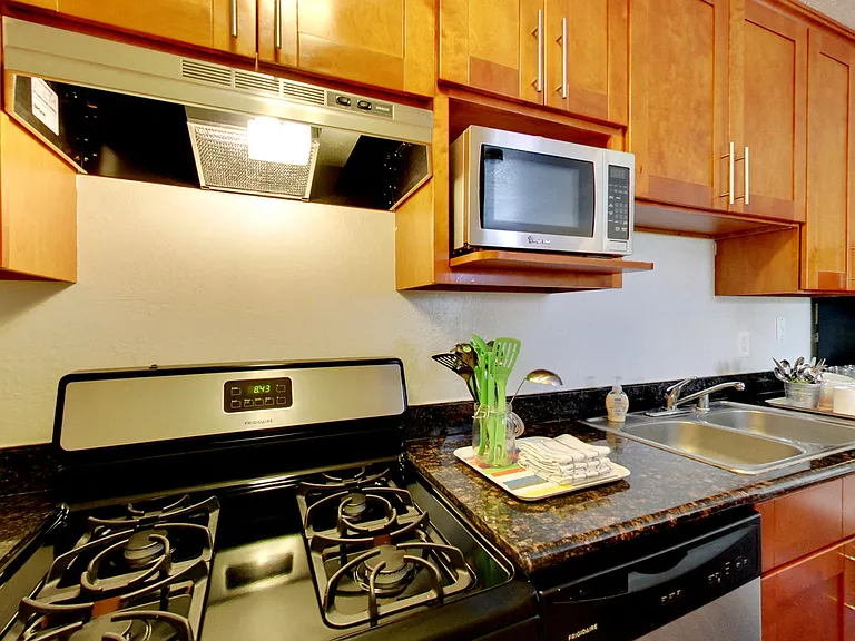 The Post Apartments — Photo 14